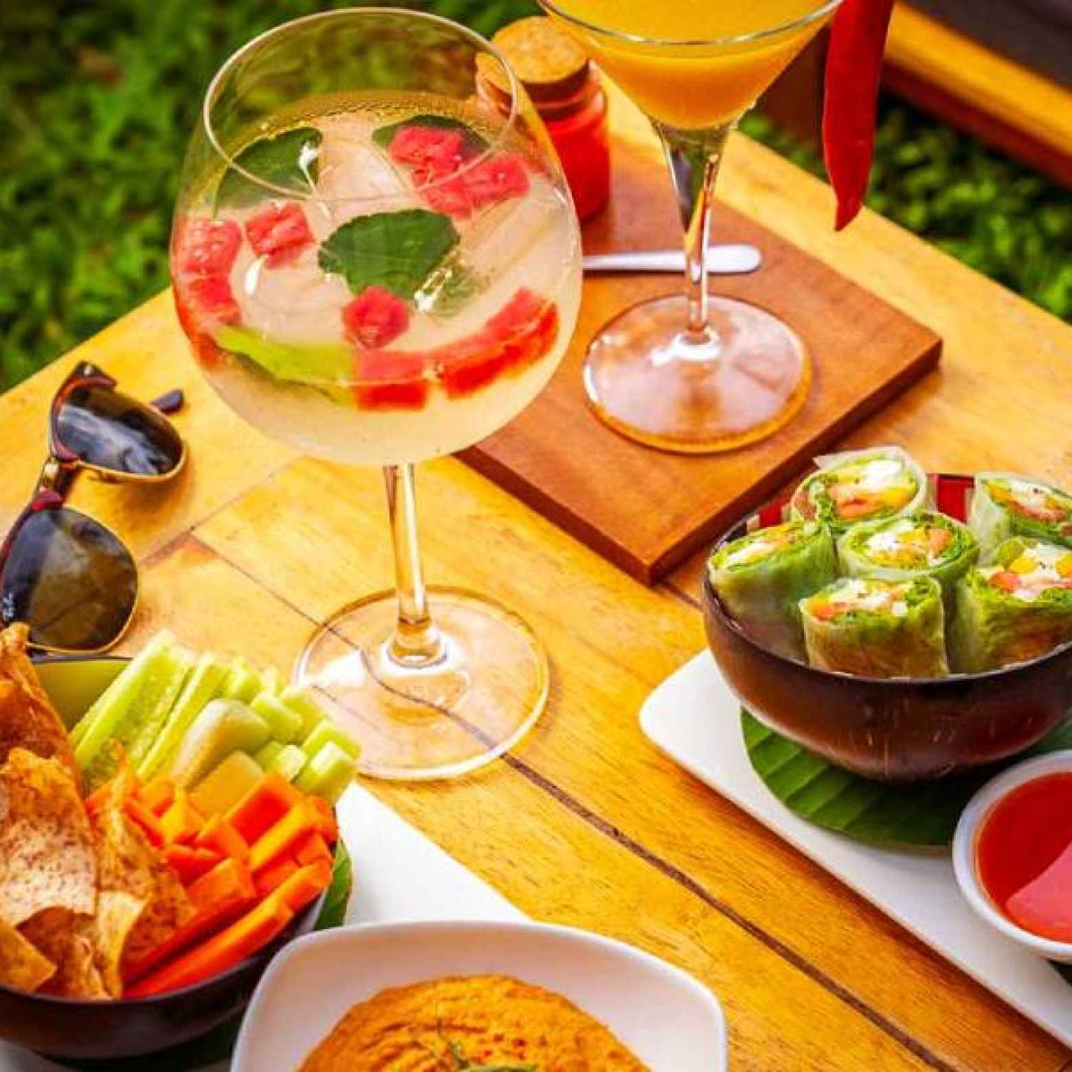 Eat & Drinks