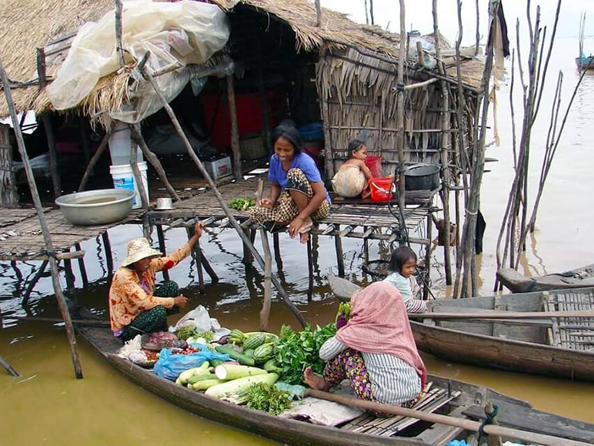 Bakong Village, Roluos Market & Kompong Phluk