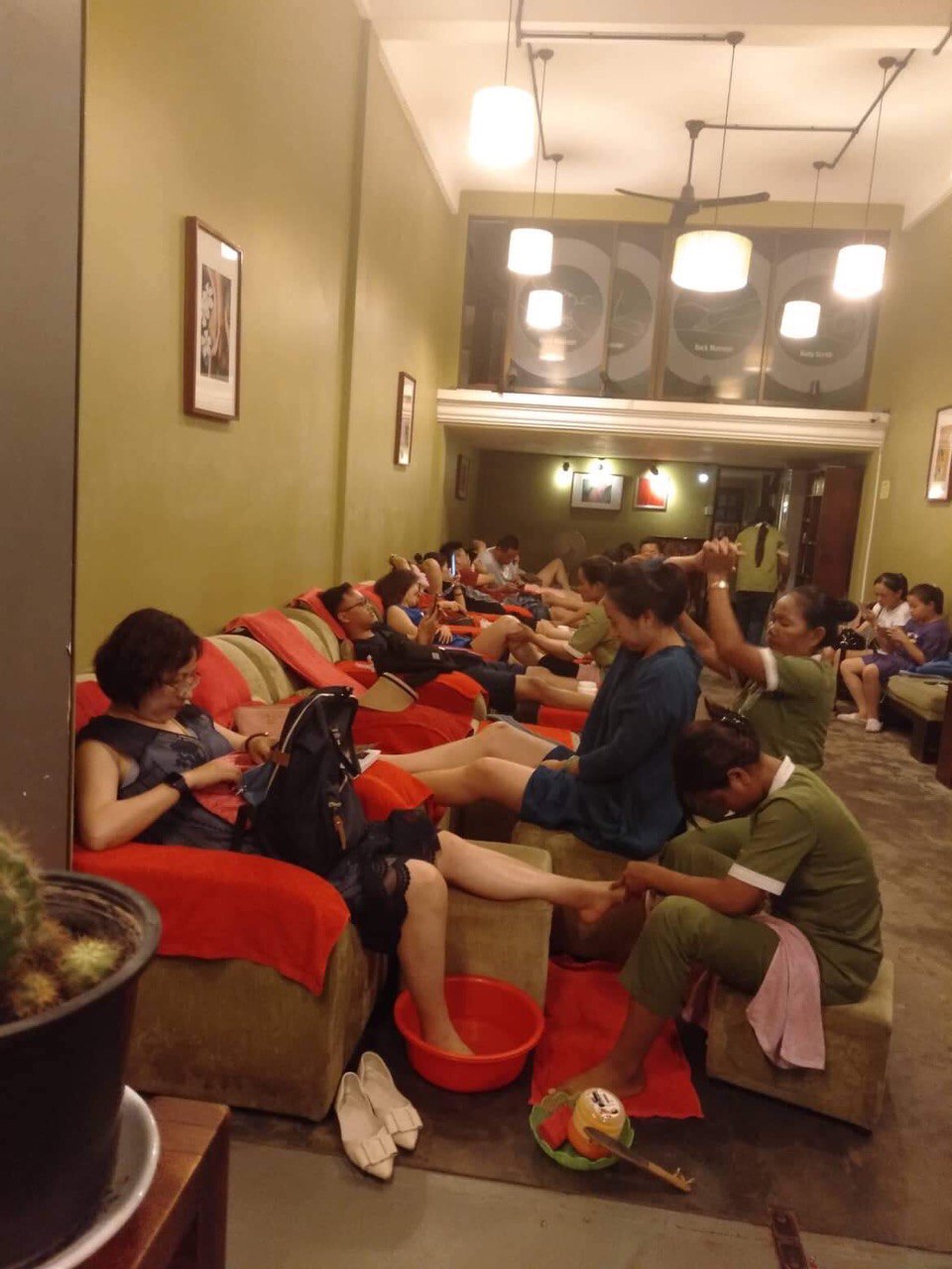 Pidor Massage Spa